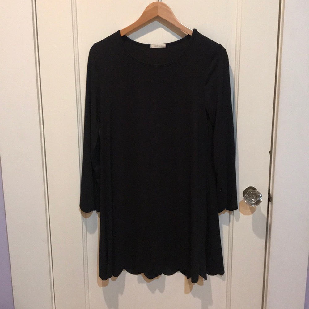 Boutique Black Scallop-Edge Dress